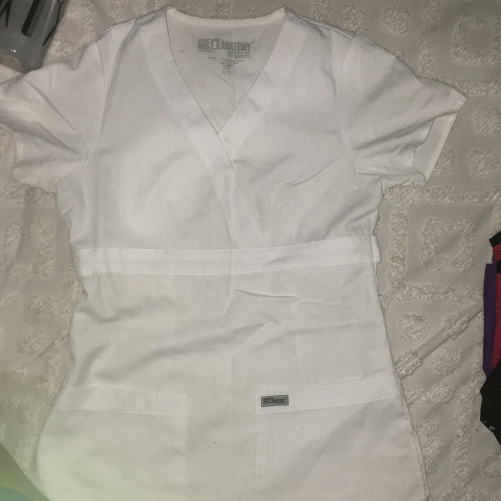 White greys anatomy scrub top